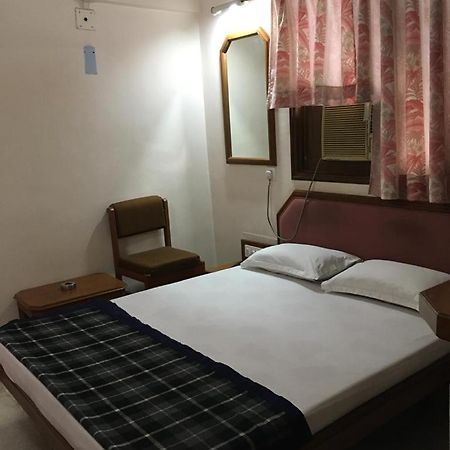 Hotel Grg Vadodara Dış mekan fotoğraf