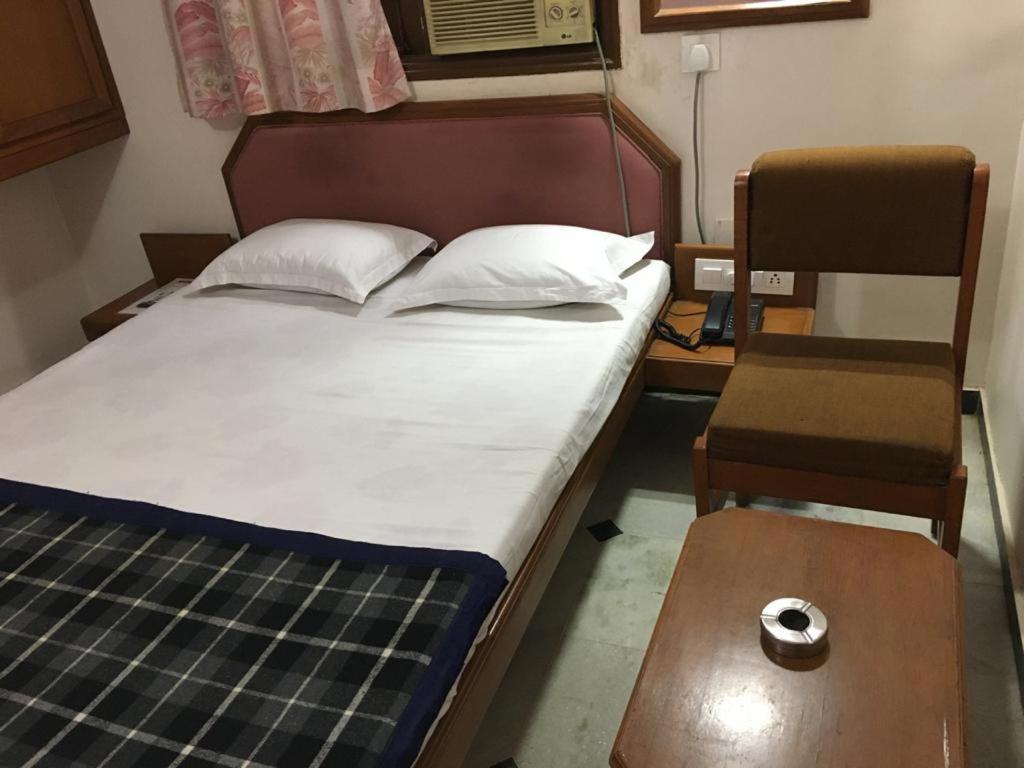 Hotel Grg Vadodara Dış mekan fotoğraf