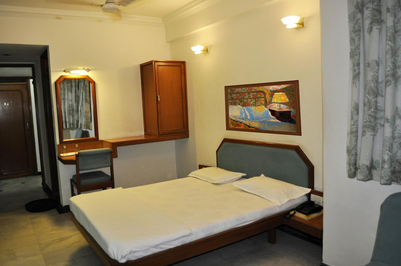 Hotel Grg Vadodara Dış mekan fotoğraf