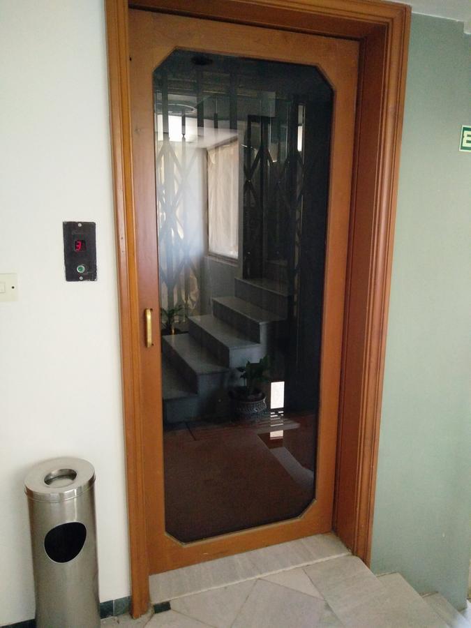Hotel Grg Vadodara Dış mekan fotoğraf