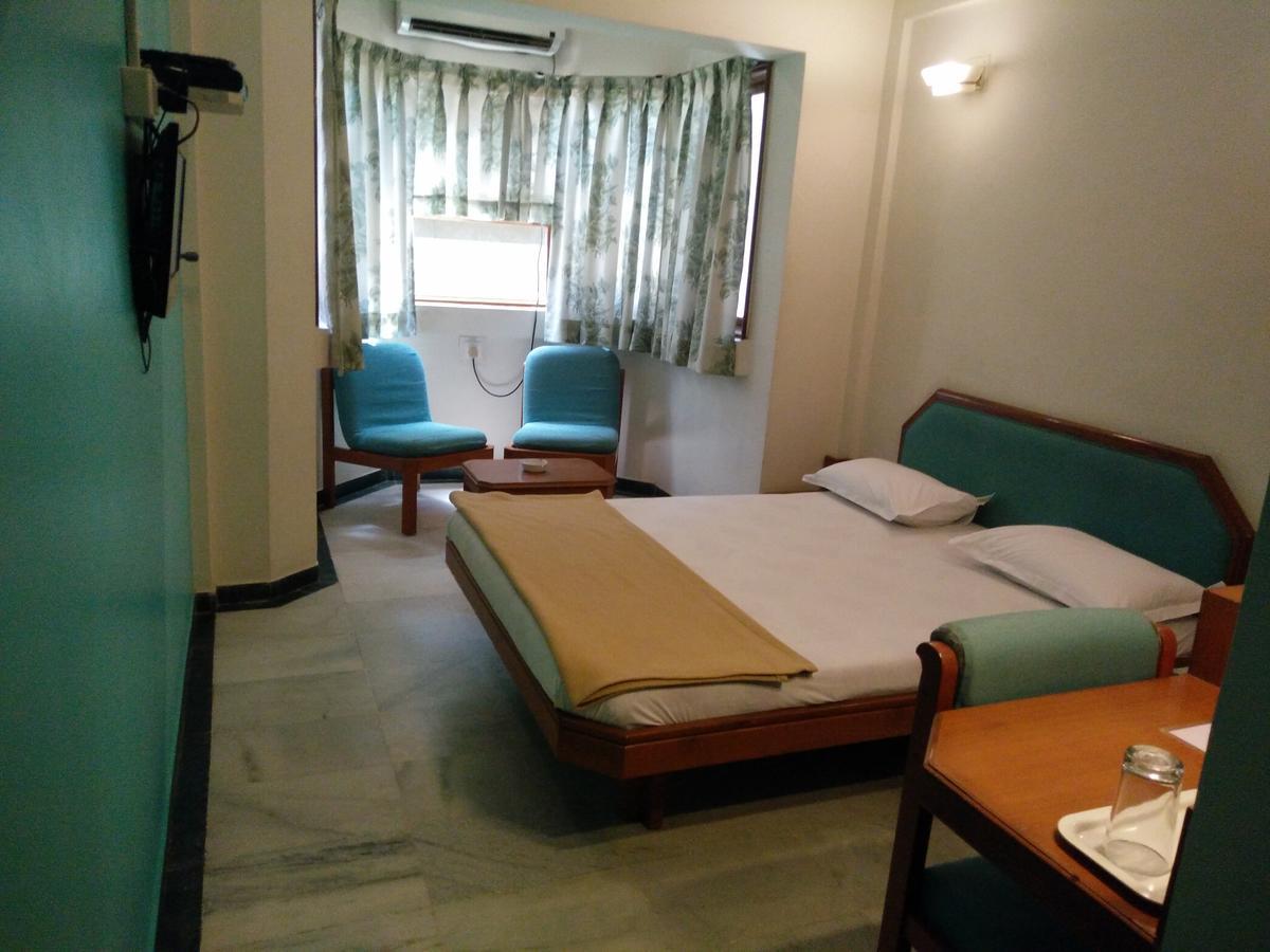 Hotel Grg Vadodara Dış mekan fotoğraf